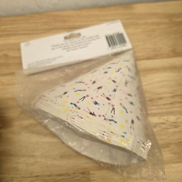 The Spice Girls Pop Stars Vintage Party Favor Hats New 8 Count - Picture 5 of 7